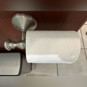 Toilet paper holder
